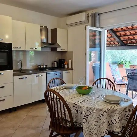 Apartment Apartman Amfiteatar Pula