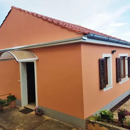 Appartement Apartman Amfiteatar Pula